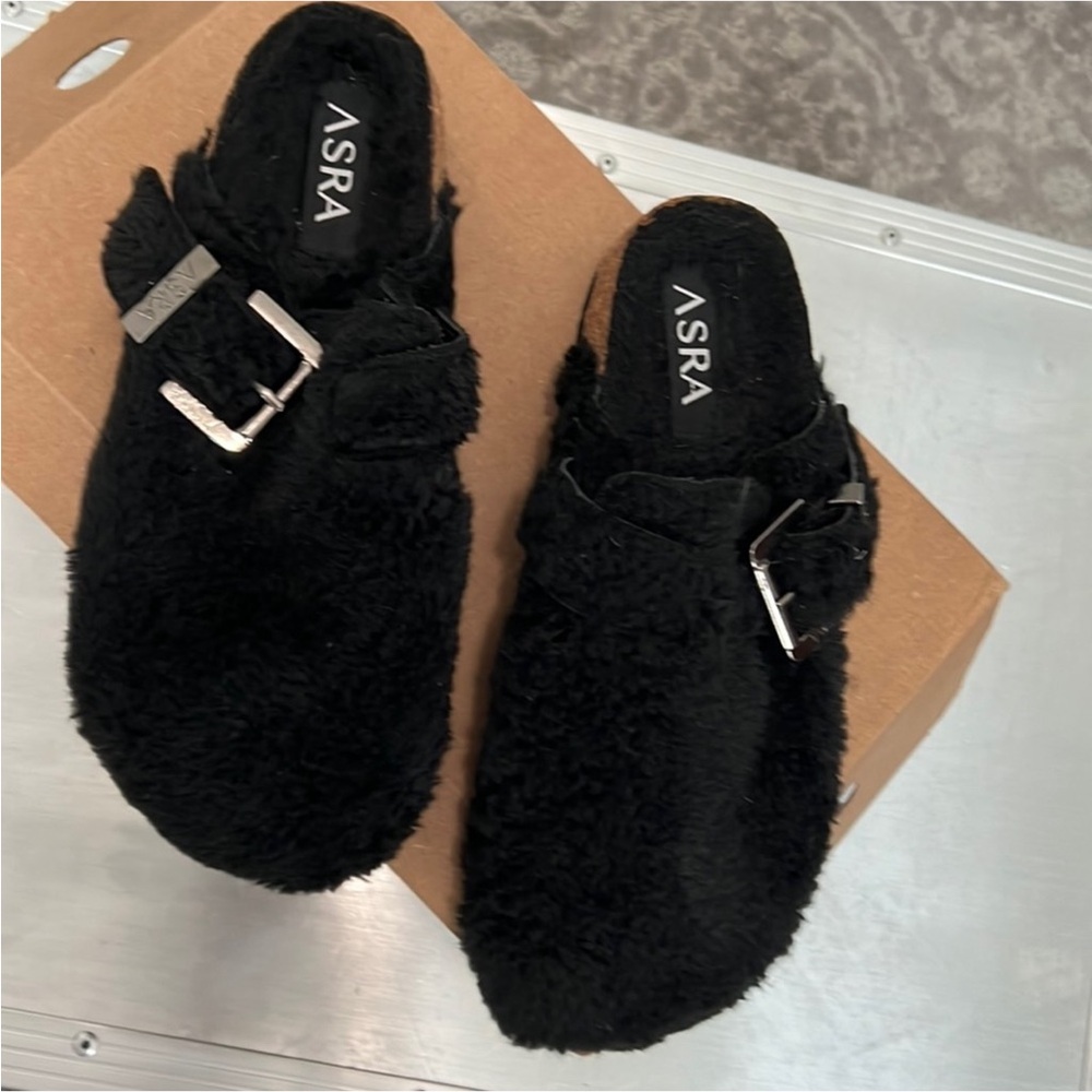 Black Fuzzy Buckle Mules